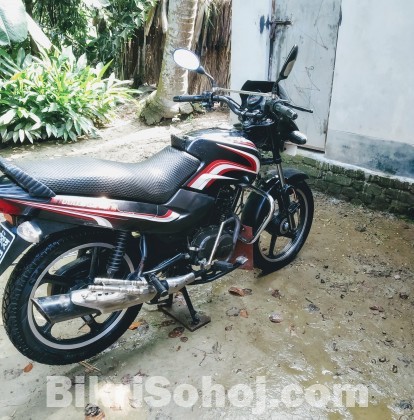 TVS Metro 100 সিসি Red Black